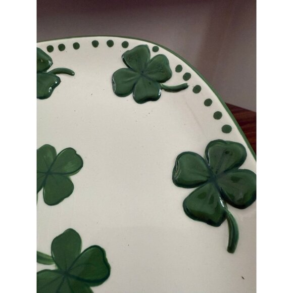 MESA two St Patrick’s Day shamrock plates - Picture 7 of 11